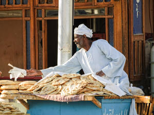 Bread seller in Hurghada. (Shutterstock/Sergei Butorin)