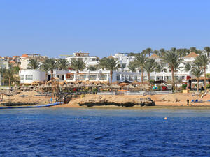 The delegation signed a twinning agreement between the city of Sharm El-Sheikh and an Italian city for the sake of turning Sharm El-Sheikh into the first digital economy city in the Middle East. (Shutterstock)