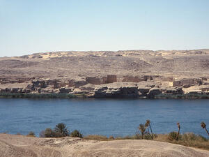 Part of the famous Nubian sandstone quarries by Gebel el-Silsila in Upper Egypt has recently been made accessible to visitors by a short "tourist path". (Quarryscapes.no)