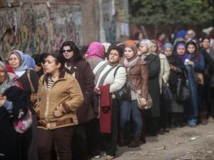 Egyptian women line up to vote in Cairo in 2014. (AFP/File)