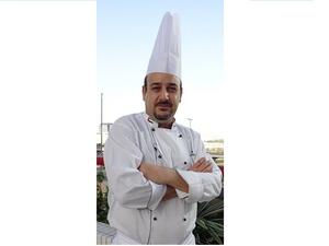 الشيف الياس بطرس، الشيف التنفيذي لمطاعم فندق كراون بلازا دبي