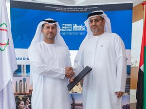 الدكتور مطر النيادي، وكيل وزارة الطاقة والصناعة, المهندس محمد إبراهيم الحمادي الرئيس التنفيذي لمؤسسة الإمارات للطاقة النووية