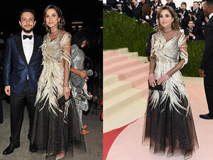 Queen Rania's feather and sequinned dress was made by Valentino. (AFP/D Dipasupil)