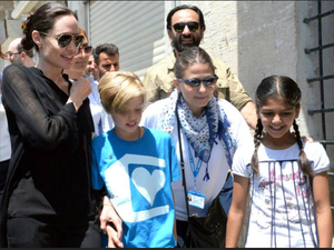 Nine year old Shiloh is the spitting image of her father, Brad Pitt. (Inquisitr)