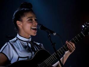 المغنية البريطانية ليان لاهافاس