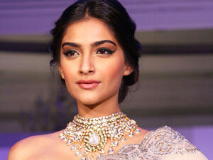 النجمة الهندية سونام كابور