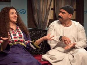 الفنانة دنيا سمير غانم والفنان أحمد مكي في مقطع من مسلسل الكبير قوي 