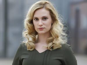 الفنانة التركية الشهيرة فرح زينب عبدالله