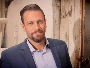 نيكولا معوض