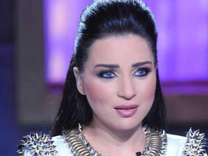 الفنانة مي عزالدين