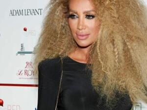 الفنانة مايا دياب