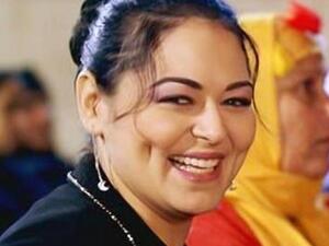  الفنانة الشابة نيفين مندور