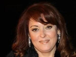 الفنانة نهال عنبر