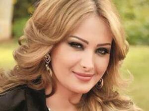 الفنانة السورية، قمر خلف