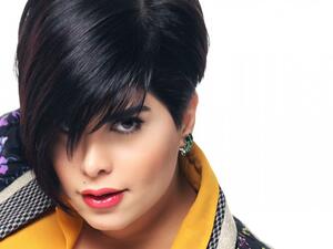  الفنانة الكويتية شمس 