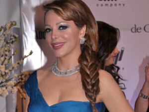 الفنانة السورية سوزان نجم الدين