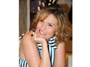 Yousra shines in Beirut.