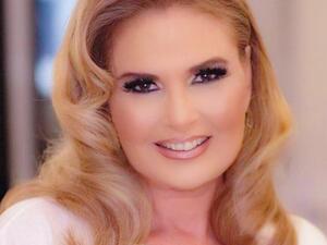 الفنانة المصرية يسرا