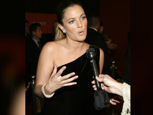 Barrymore reflected on her love for 5-year-old Olive and 3-year-old Frankie on Sunday after celebrating Thanksgiving with her family. (Source: Tinseltown - Shutterstock)