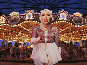 Watch towards the end. (Mona Haydar)