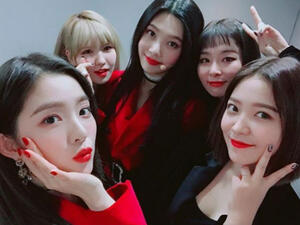 The K-pop stars released the repackaged album The Perfect Red Velvet and a sultry music video for their new single "Bad Boy." (Source: redvelvet.smtown - Instagram)