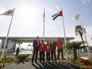 الرئيس التنفيذي لمجموعة الاتحاد للطيران توني دوغلاس، مع صالح المري وحمدة الحوسني وبطي الشيزاوي، وبيتر ويلر، الرئيس التنفيذي للأولمبياد الخاص للألعاب العالمية أبوظبي 2019.