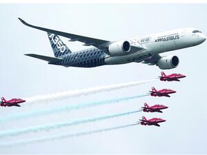 Gulf carriers such as Etihad, Emirates and Qatar Airways are unlikely to materialize, as the region’s carriers continue to take stock after a period of bruising losses. (AFP)