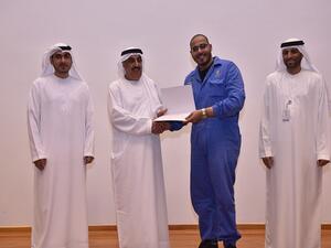 خلال تخريج الدفعة الأولى من المواهب الإماراتية التي شاركت في برنامج مركز التفوق للأبحاث التطبيقية والتدريب "سيرت" - كليات التقنية العليا.