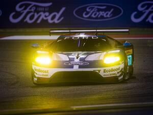 سيارة فورد GT