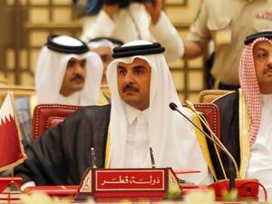 قام شكري بزيارة للبحرين والتقى نظيره البحريني