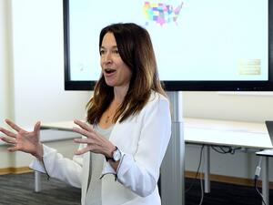 The International Educator, Author & Speaker 'Jennifer Aquino'