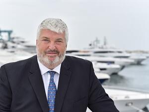 السيد جريجوري ييكل, منصب الرئيس التنفيذي.