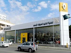 The company also offers a 5-year/150,000 km warranty on its entire Renault product range.