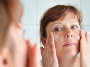 كوني إستراتيجية.

