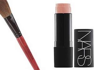 كيف تمنحي خدودك وهجا طبيعيا؟