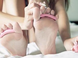 نصائح للعناية بالأقدام والاظافر لفترة أطول