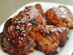 دجاج بصلصة الشواء