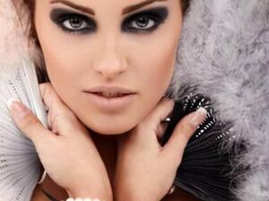 ماكياج العيون هو أول شيء يتفقده الرجل 