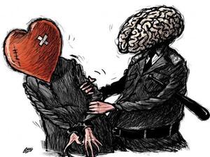 العقل والقلب في صراع دائم.
