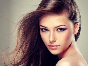 العيون المتعبة يمكن أن توحي بأن الشخص غير سعيد