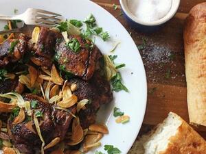 دجاج متبل بالبابريكا والثوم