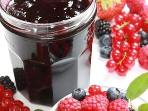 مربى الفاكهة المنزلي