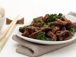 شرائح لحم البقر مع الخضار