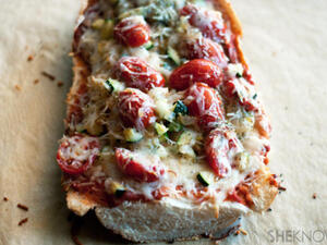 بيتزا فرنسية بالخضار وجبن الفونتينا