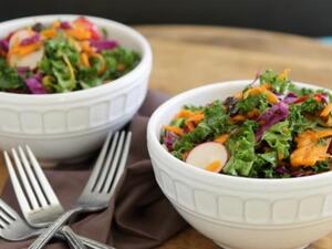 سلطة أوراق اللفت