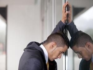 المشاعر السلبية قد تنتقل من شخص لأخر حتى لو يكن متواجدا في نفس المكان