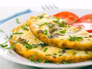 أومليت الخضار من المطبخ المتوسطي