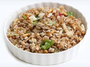 سلطة فطر بالبرغل سلطة فطر بالبرغل