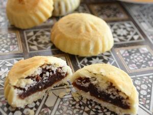 معمول التمر بالطحين