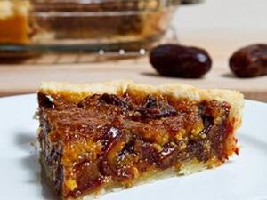 فطيرة الجوز والتمر لأحلى ضيوف